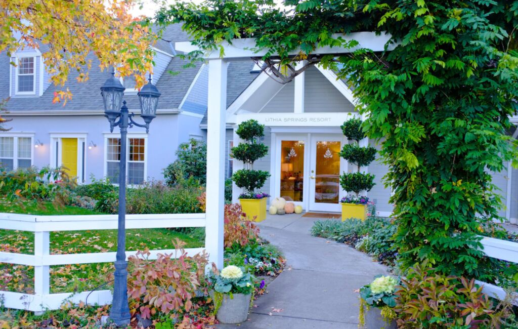 1 Lithia Springs Resort